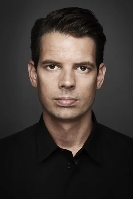 Alex Schulman — portre