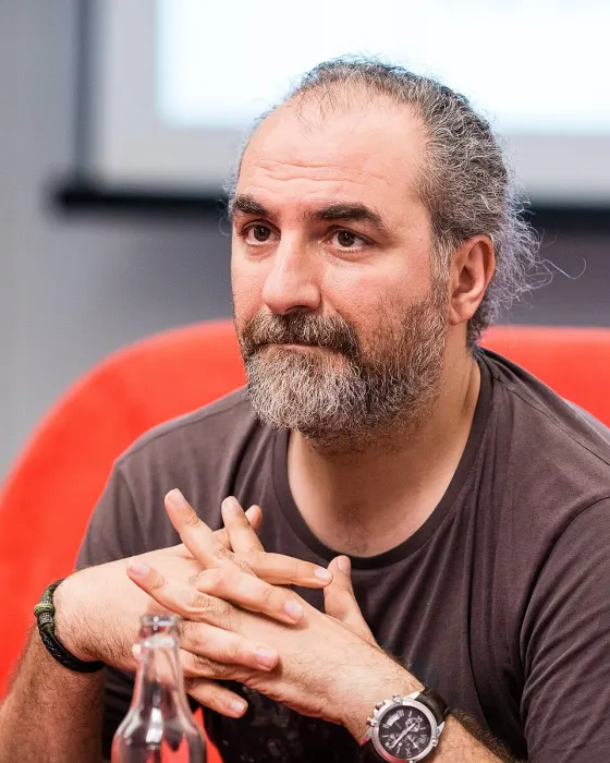 Tarık Tufan — portre